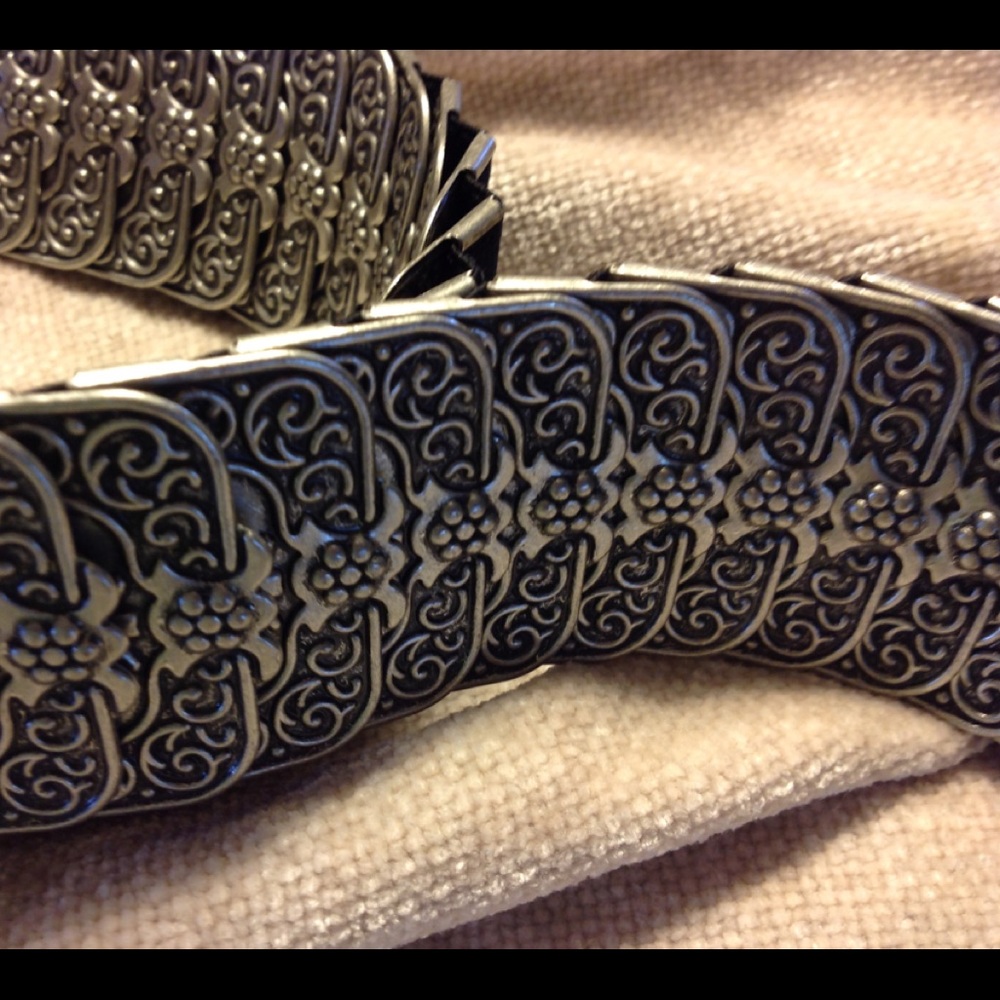 Belt - Picture 2 of 6